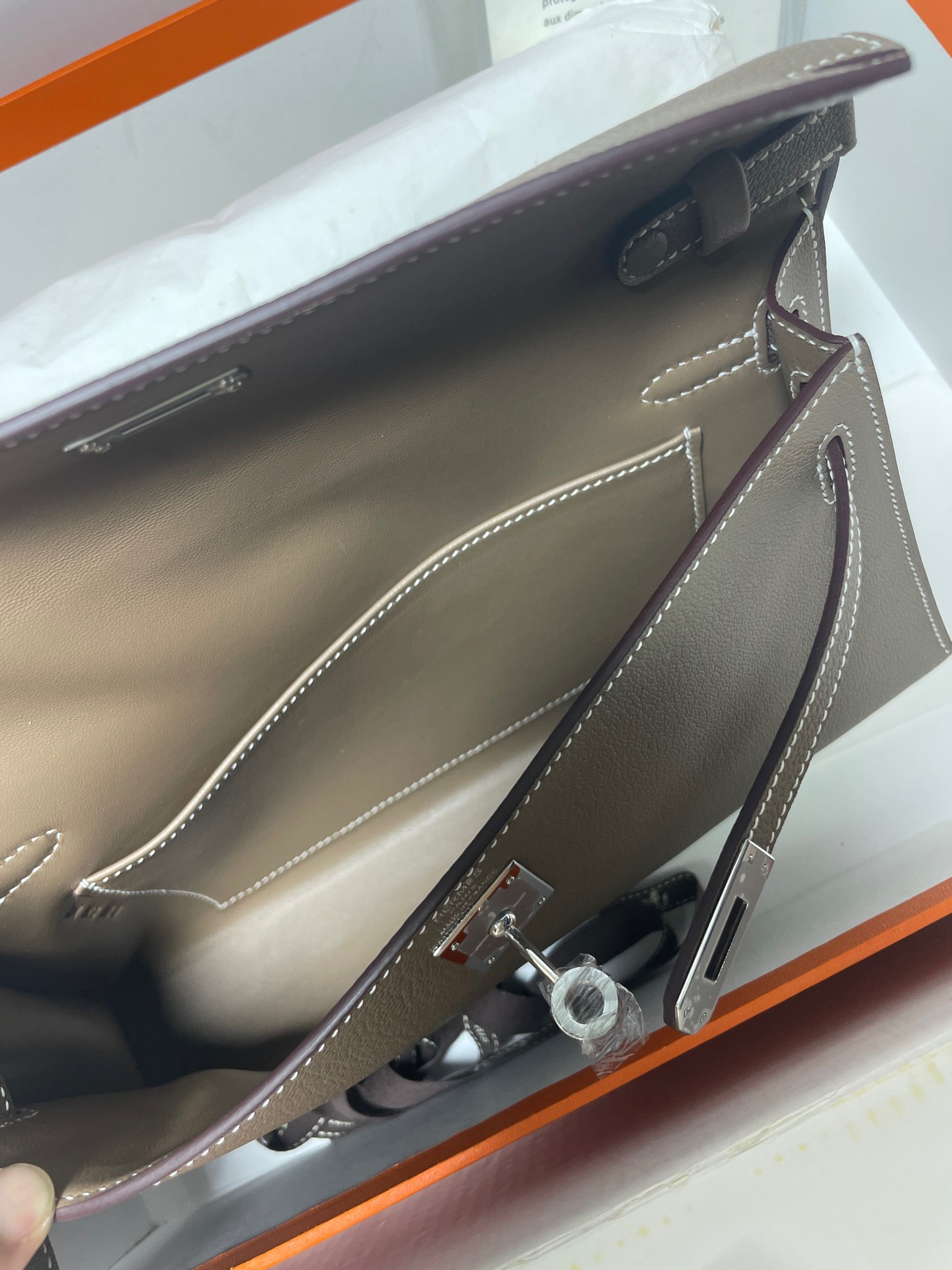 Hermes Kelly Elan Shoulder Bag in Etoupe Chevre Leather 